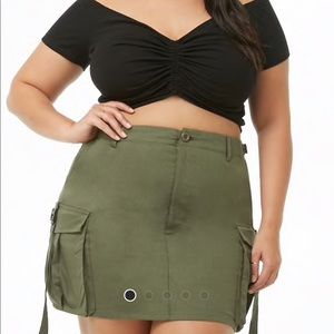 Cargo mini skirt